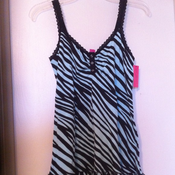 Betsey Johnson nightgown (sleepwear)