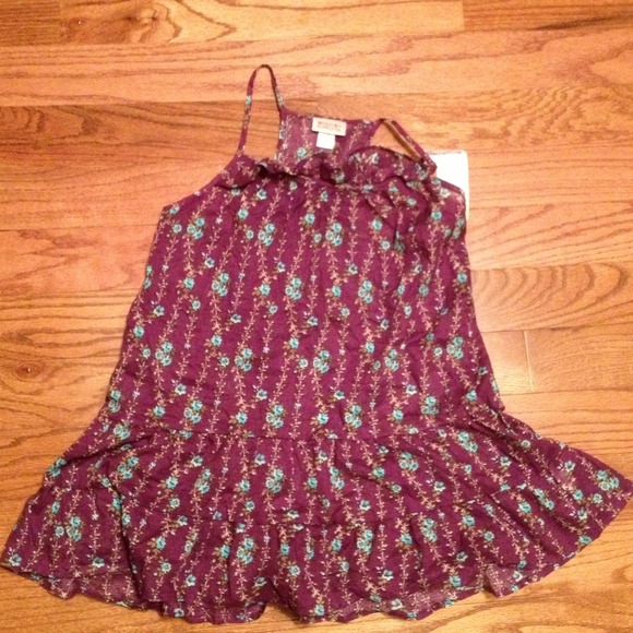 Cute summer floral top!!!