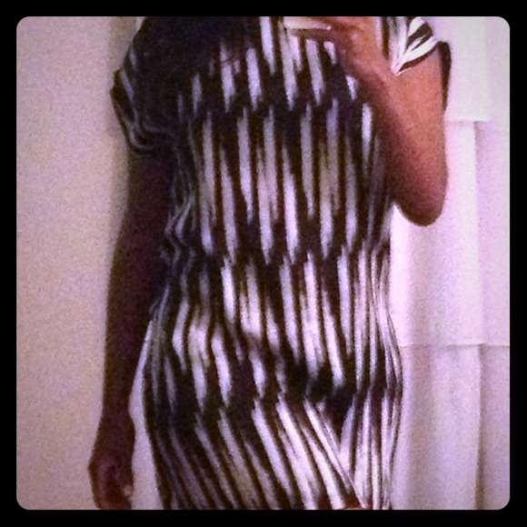 Super Lightweight Shift Dress! - Picture 1 of 4