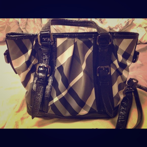 SOLD!!!  Authentic Burberry Lowry Bag