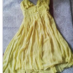 TRADED!!  Canary Yellow, Mellow Yellow......HELLO!