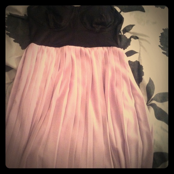Cute strapless dress