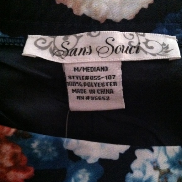 Super cute floral flowy skirt - Picture 2 of 2