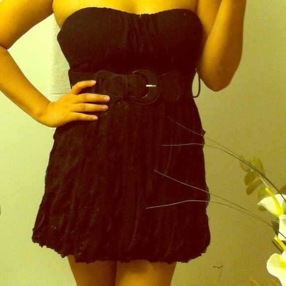 Black strapless top