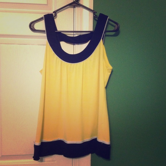 Flowy yellow summer top