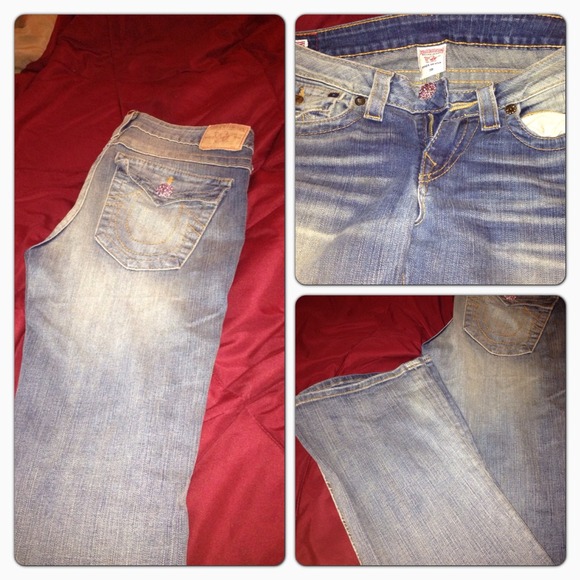 Size 30 True Religion Jeans. Only worn once.