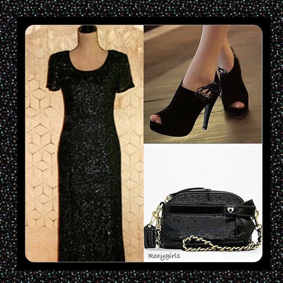BCD Dresses & Skirts - 💥2 X  HP💥 🎉Sparkly Maxi Black Velvet Dress 🎉