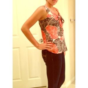 Flower Pattern Sleeveless Top