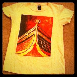 Obey t shirt (girls)