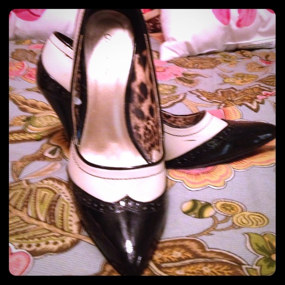 TRADED💕Classy heels - Picture 1 of 2