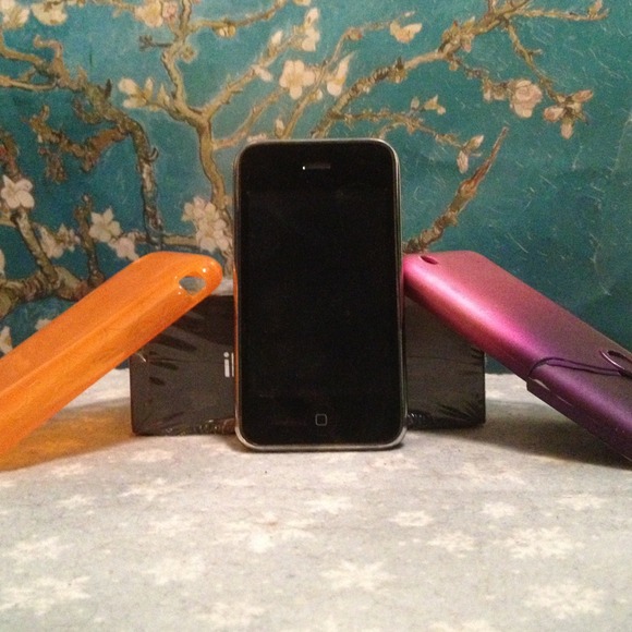 Unlocked Apple iPhone 3GS