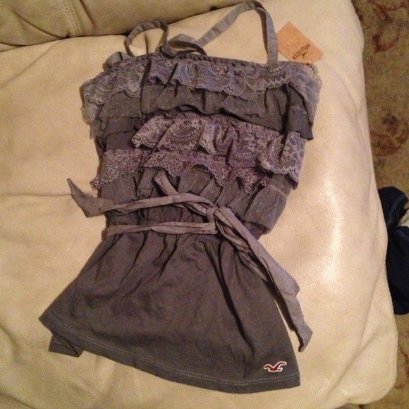 Hollister lace & bow tank