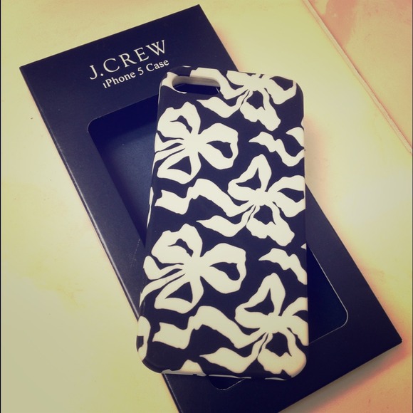 🎀SOLD🎀 J.Crew iPhone 5 Case Black w/ White Bows