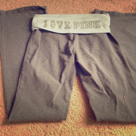 💜RESERVED💜 PINK yoga pants