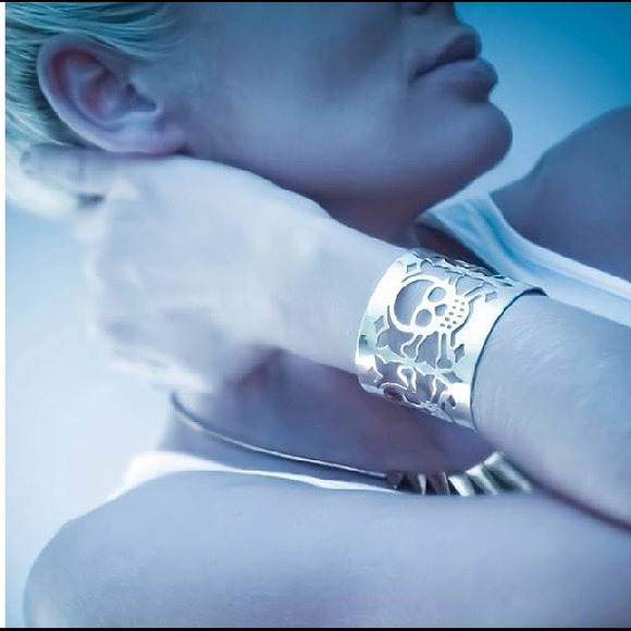 BISJOUX Solid Brass Skull Adjustable Cuff✨💫💀 - Picture 4 of 4