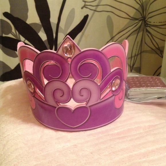 Disney on Ice design a crown for girls 👑