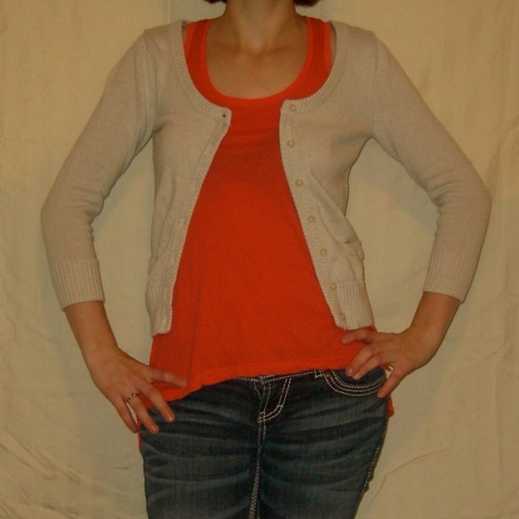 Beige cardigan - Picture 2 of 3
