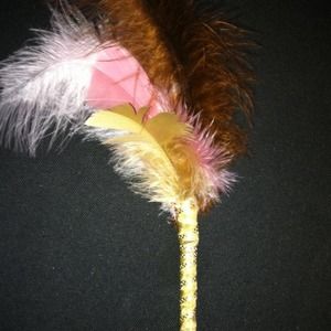 Pens tht are dazzled