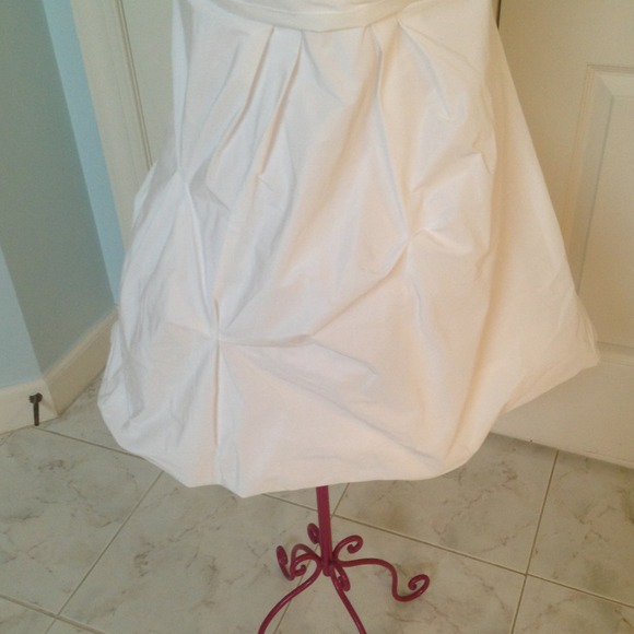 REDUCED!! White knee length worn once - Picture 3 of 4