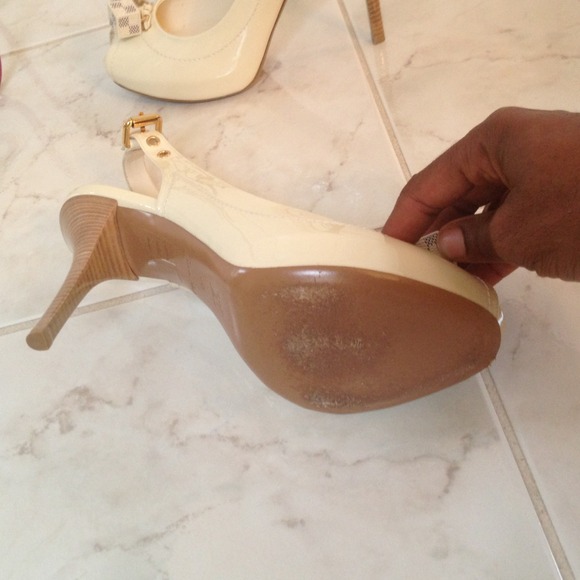 REDUCED!  Louis Vuitton Ladies shoes - Picture 3 of 4