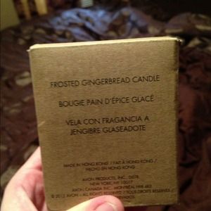 Frosted Gingerbread Candle Avon $10