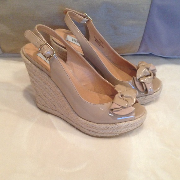 Steve Madden wedges