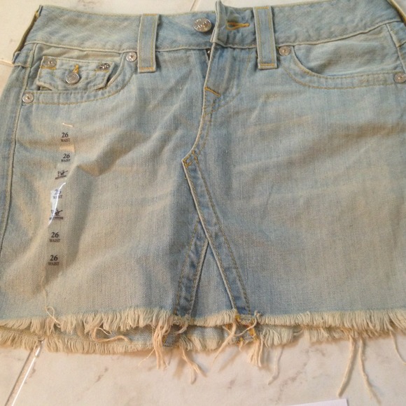 GIFTED and GONE! Religion Brand New Jean Skirt - Picture 3 of 4