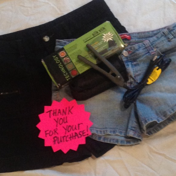 🔴BUNDLE: Denim Shorts, Flat Iron & Black Shorts🔴