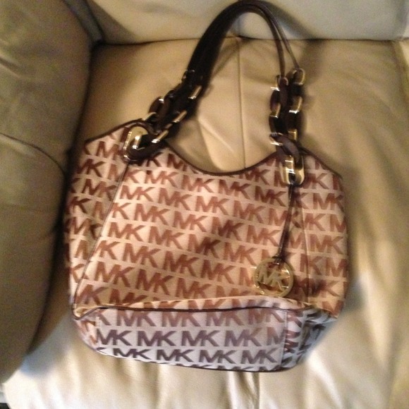MICHAEL KORS brown leather trim purse