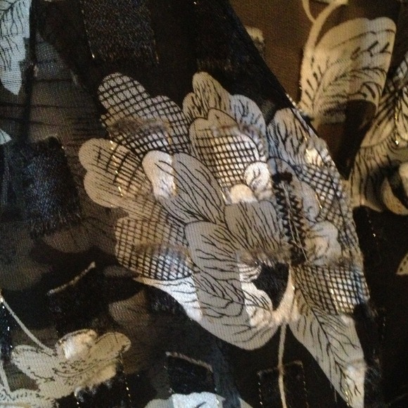 Donated: hot stuff top - Picture 4 of 4