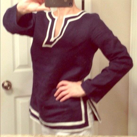 Michael KORS Navy Linen Top
