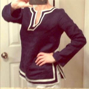 Michael KORS Navy Linen Top