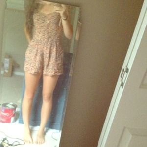 Gorgeous Floral romper!