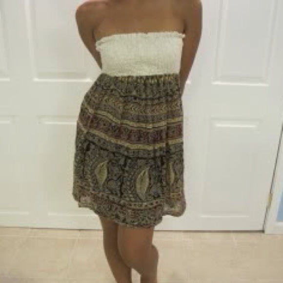 Forever 21 tribal print strapless dress S