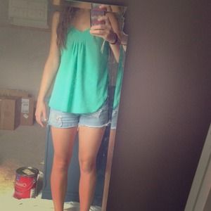 Beautiful Mint green tank top!🚫Traded🚫