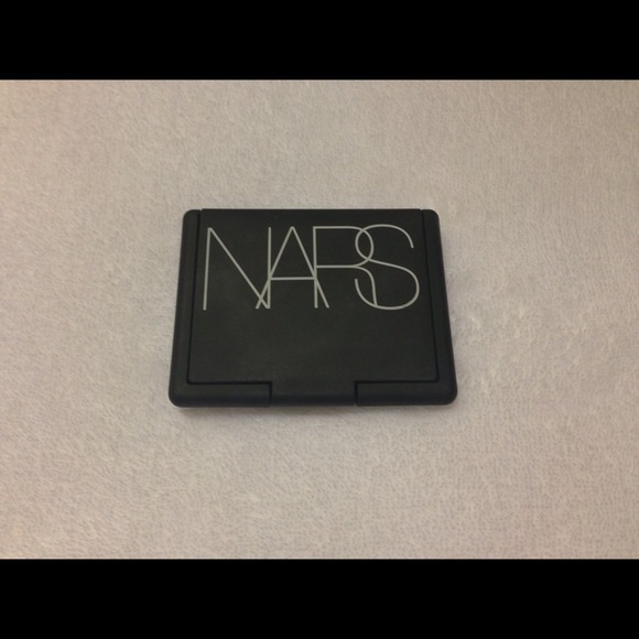 🔴SOLD🔴 NARS Mata Hari Blush - Picture 1 of 3
