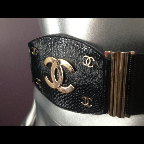 Vintage Chanel belt