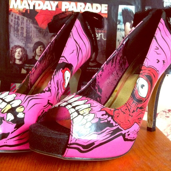 Iron Fist Clothing Pink Zombie Stompers