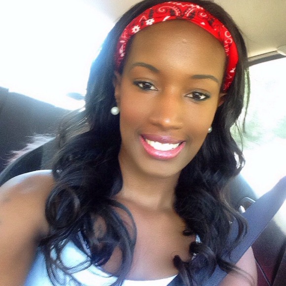 Hello Poshers!!!😘💋 - Picture 2 of 4