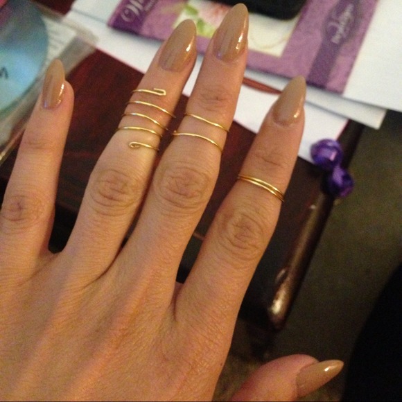Set of knuckle rings