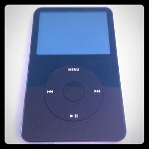 30GB IPod Video (Great Condition!)