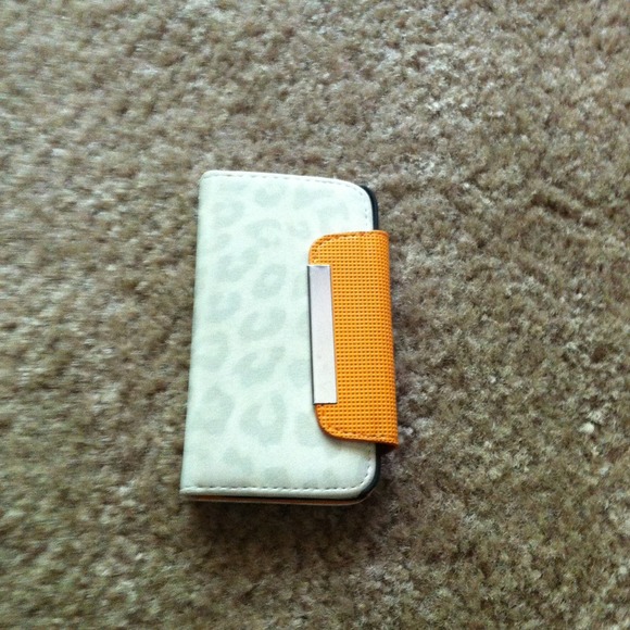 iPhone 4/4s Wallet Case