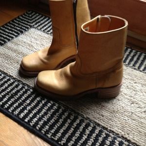 Frye boots all leather 7.5 yellow