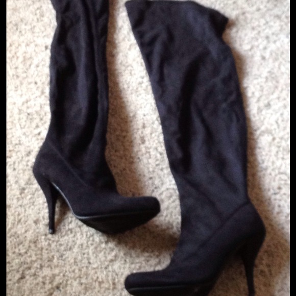 Worn once Thigh high suede boots