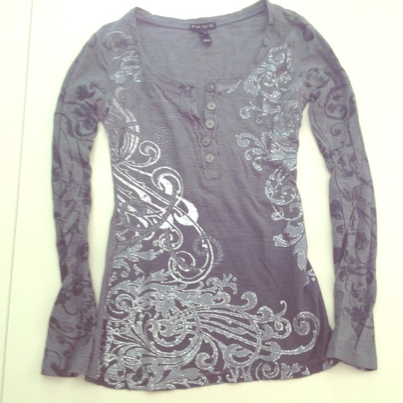 Fang dark grey long sleeve top with glitter design