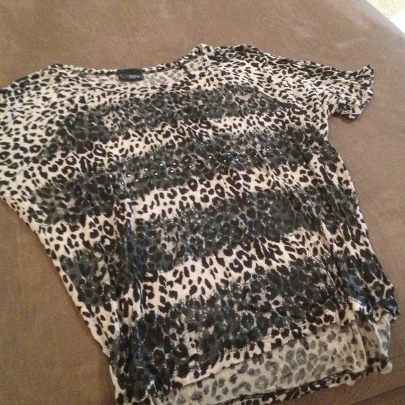 💥On hold💥 Daytrip top!