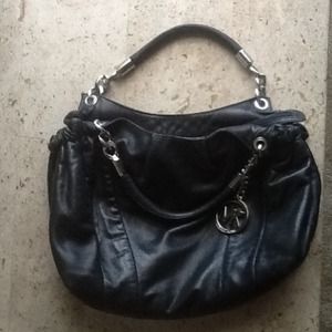 🚫Michael Kors silver chain bag🚫SOLD