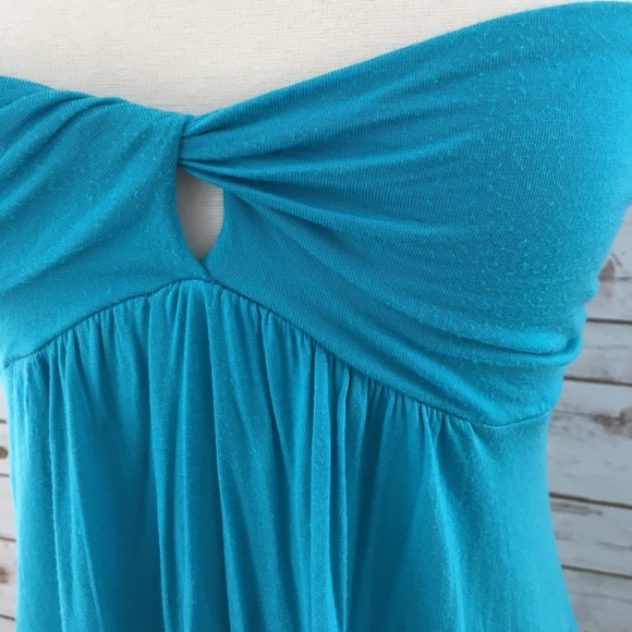 • Blue Strapless Dress • - Picture 4 of 4