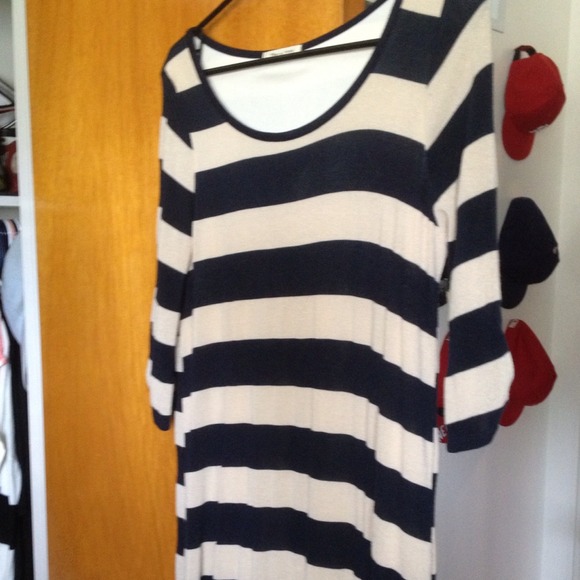 Super soft and adorable navy& cream bold stripes