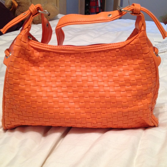 ⭐Sold in bundle⭐Orange purse